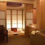 Am & 4*