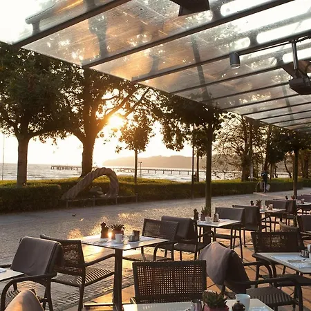 Am & Hotel 4*